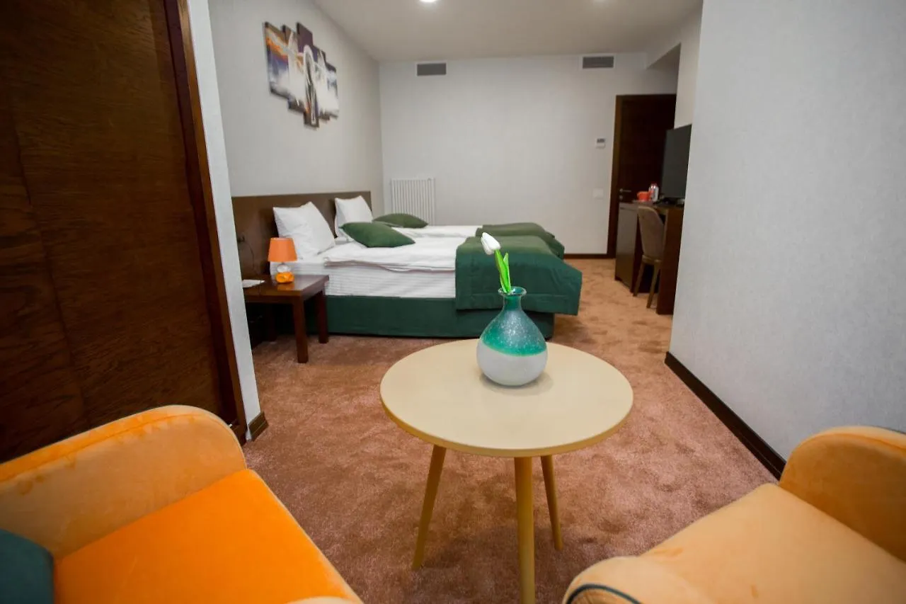 Da Vinci Boutique Hotel Baku 4*,